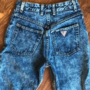 Guess Vintage High Rose Acid Wash Jeans size 28